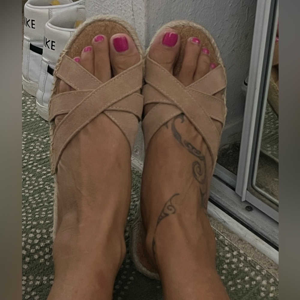 EMU Australian Sandals, cushion air sole sz 10 fits 9 - Picture 6 of 8